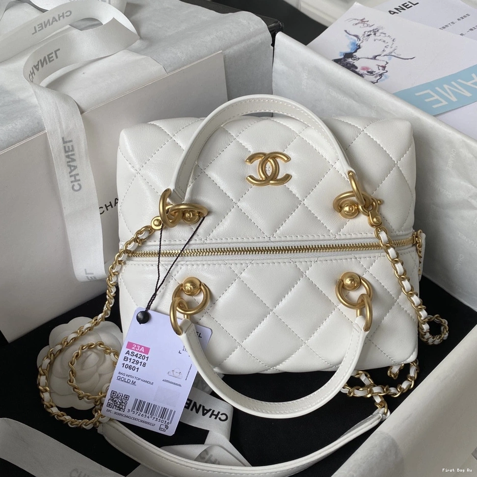 Firstbag Ru  CHANEL HANDLE TOP WITH BAG 0714
